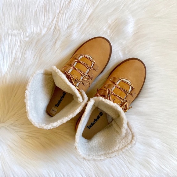 Timberland Wheat Dausette Fleece Fold Down Boots - Picture 4 of 8